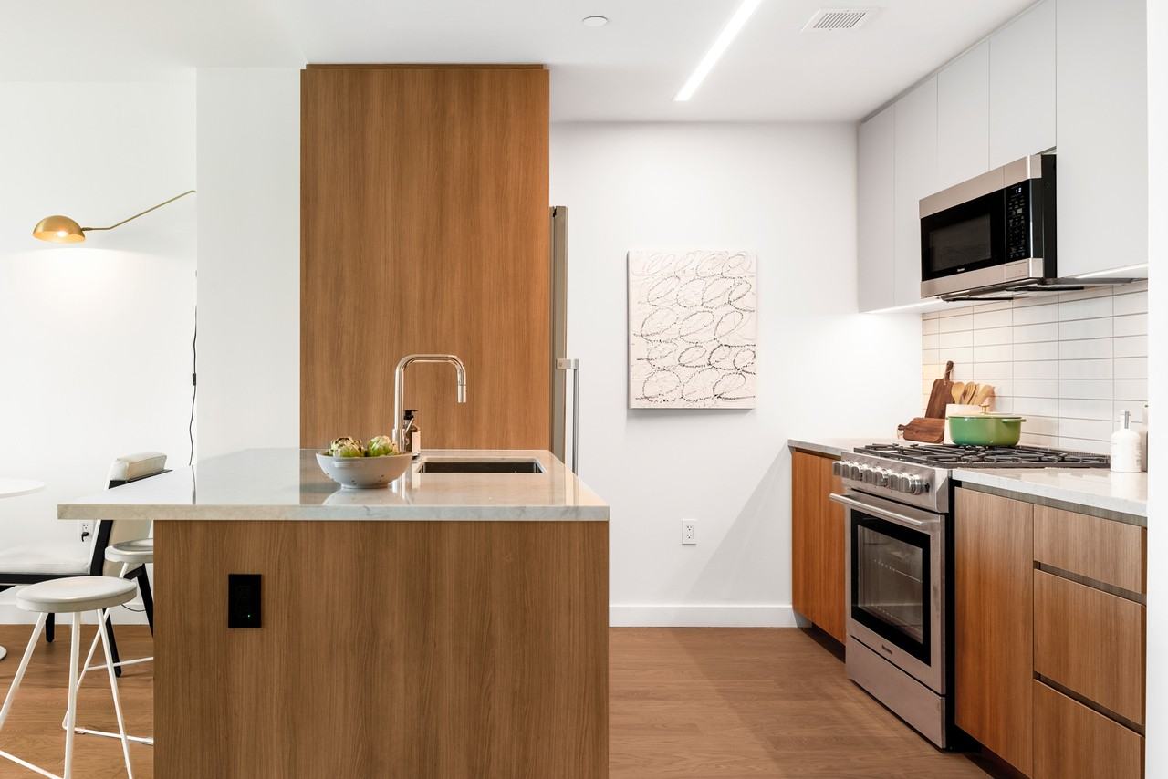 5 Lincoln Avenue A-1222 - Photo 3 of 11