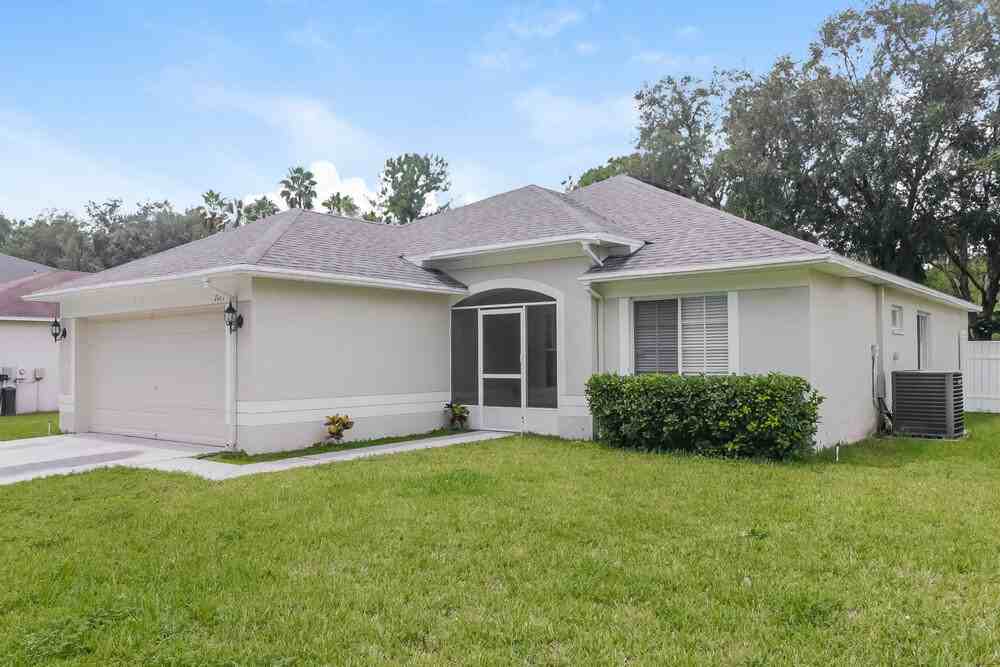 1129 Conch Ct - Photo 3 of 16