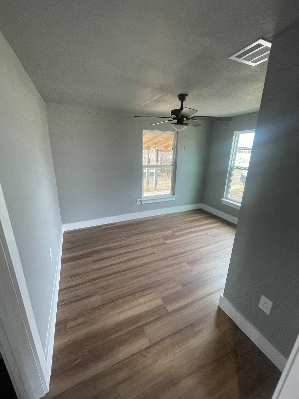 258 Carroll Dr - Photo 5 of 13