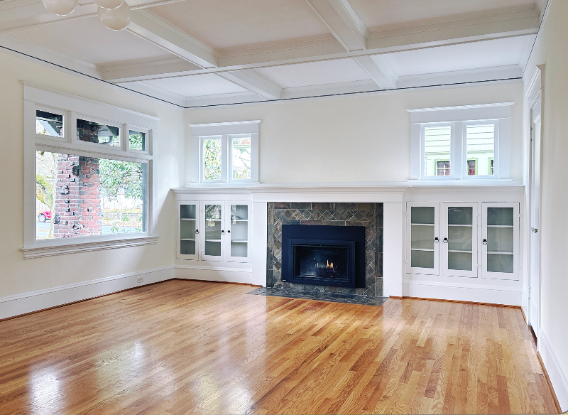 4246 Ne Flanders St - Photo 3 of 19