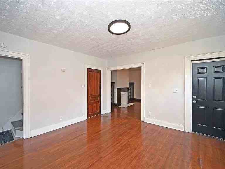 46 Vincent St - Photo 2 of 19