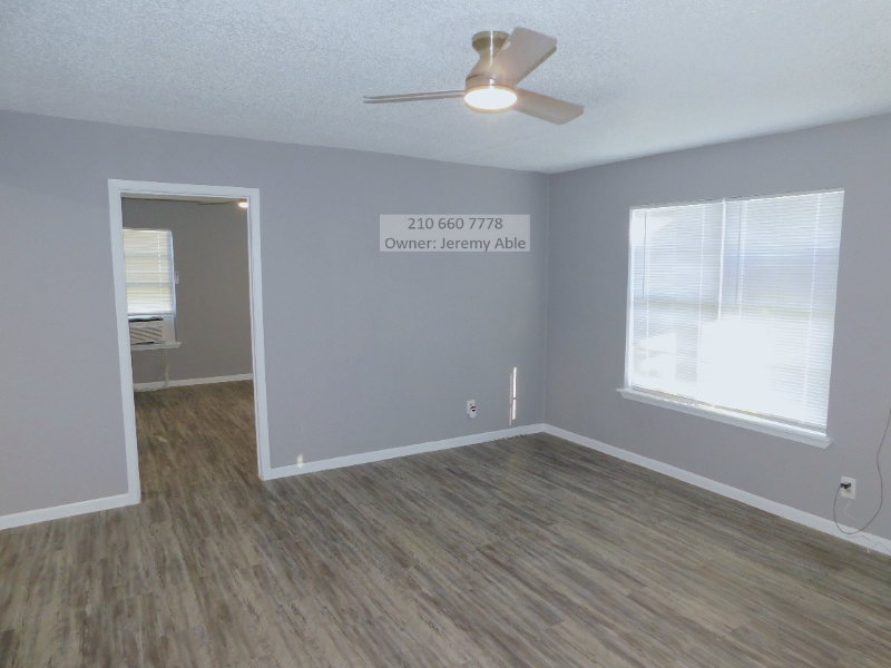 1105 Clower #1 - Photo 2 of 12