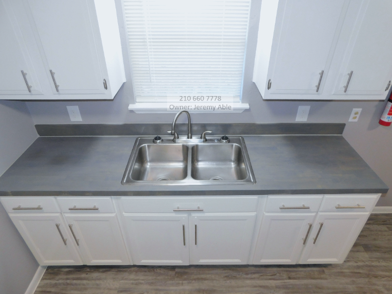 1105 Clower #1 - Photo 4 of 12