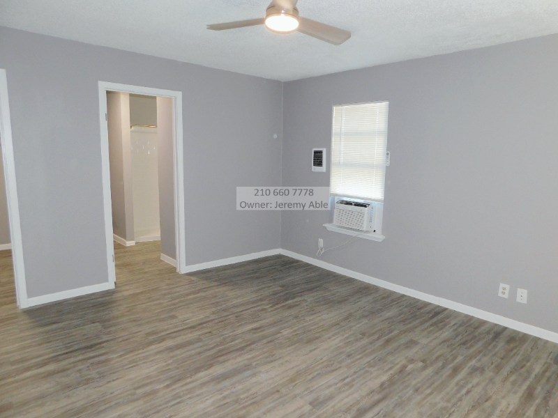 1105 Clower #1 - Photo 7 of 12