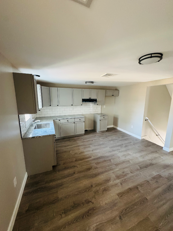 214 S 4th St #2 - Photo 2 of 8