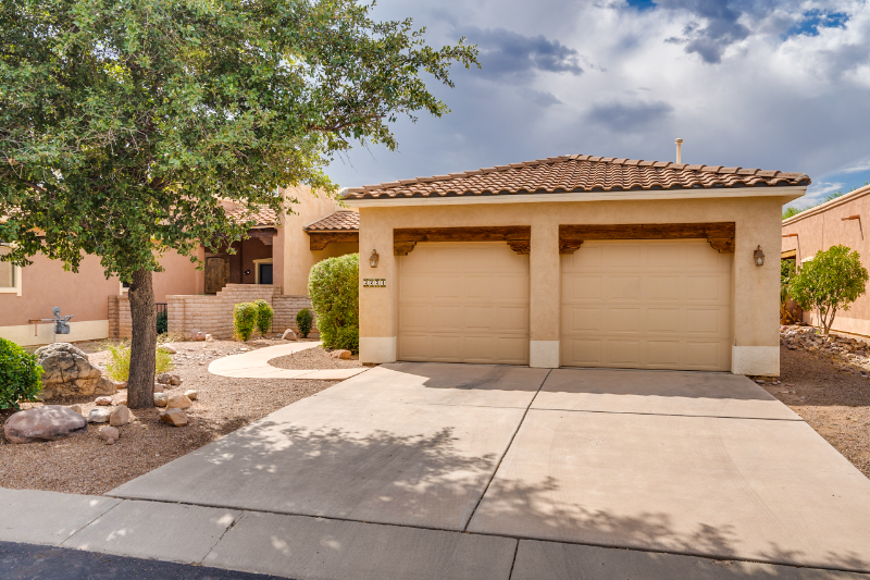 2224 Paseo Tumacacori - Photo 2 of 16