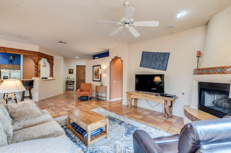 2224 Paseo Tumacacori - Photo 7 of 16