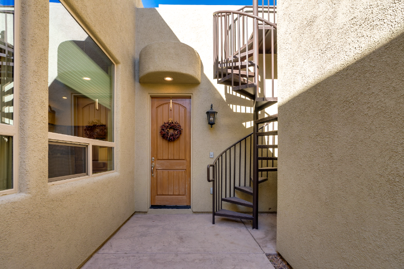 1504 Golden Gate Way - Photo 3 of 18