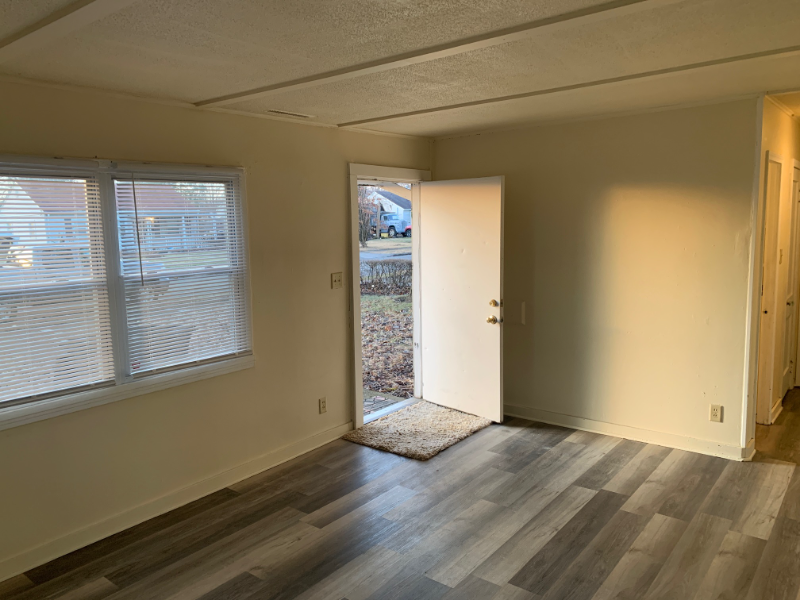 5111 Smith St - Photo 2 of 10