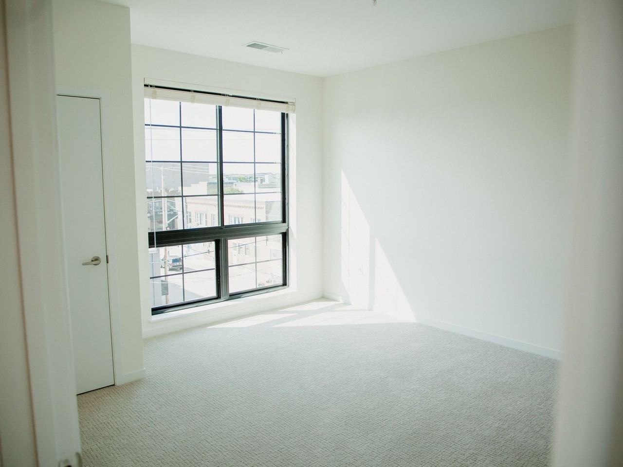 Avant Apartments - Photo 3 of 19
