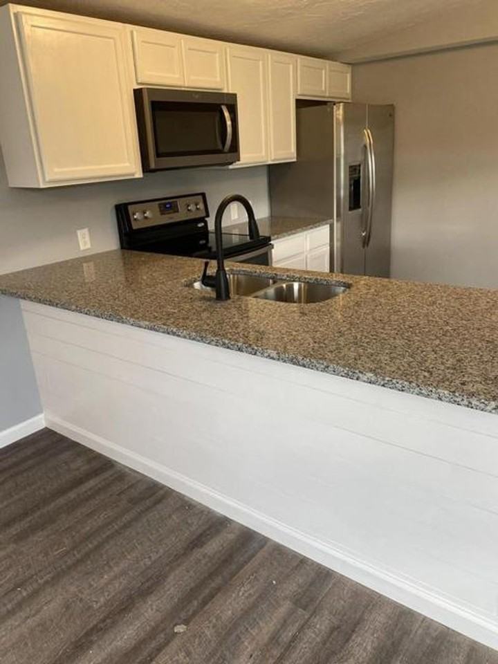 148 Williamson Rd - Photo 6 of 12