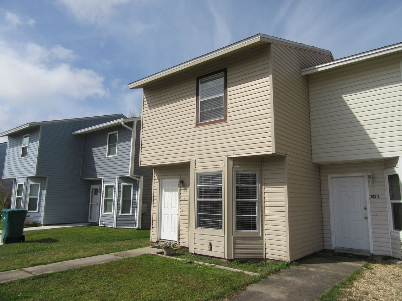 303 Sukoshi Dr #A - Photo 2 of 19