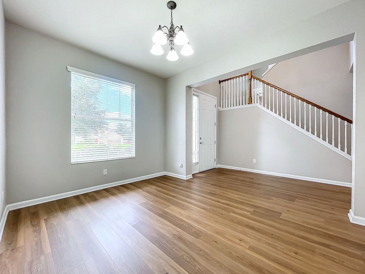 431 Balboa Blvd - Photo 3 of 43