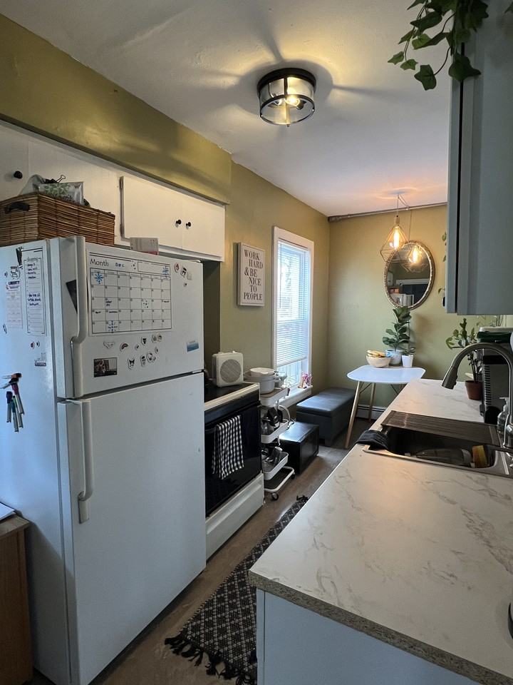 17 E Main St #1 - Photo 2 of 6