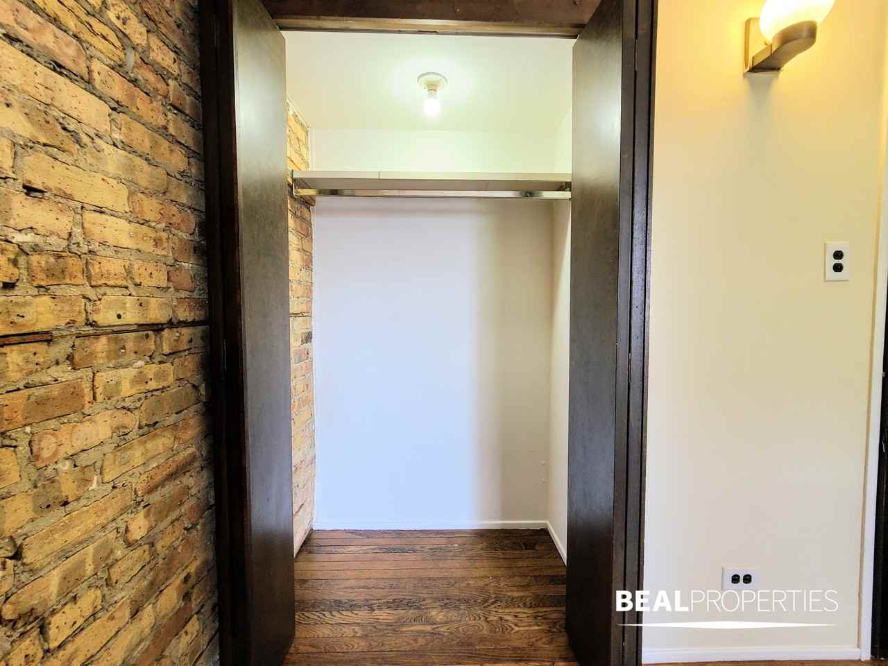 3015 N Broadway St - Photo 2 of 20