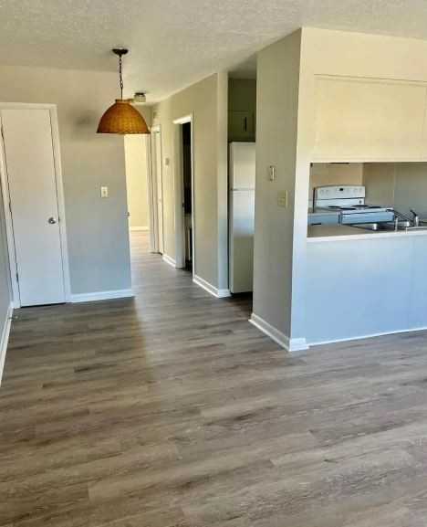 101 Duncan Ln #H - Photo 2 of 15