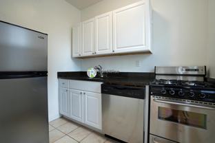 82 Brainard St #8 - Photo 1 of 1