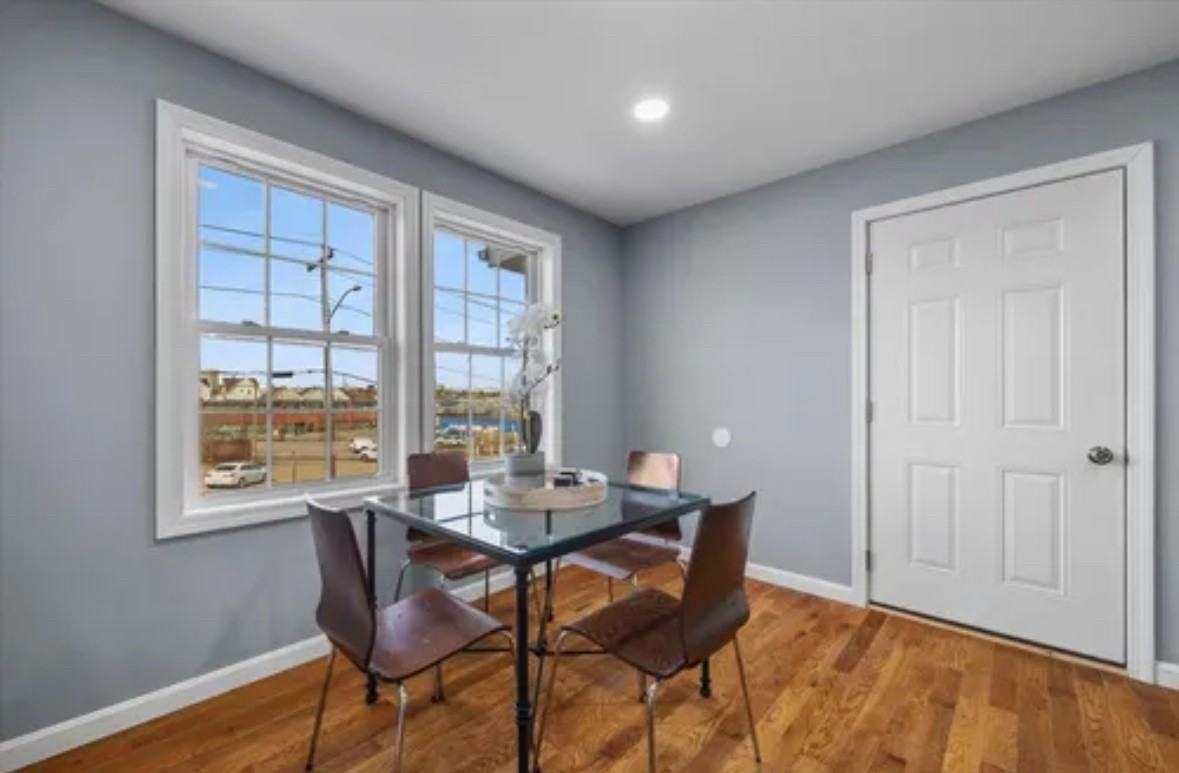 184 Oconnell St #2 - Photo 3 of 15