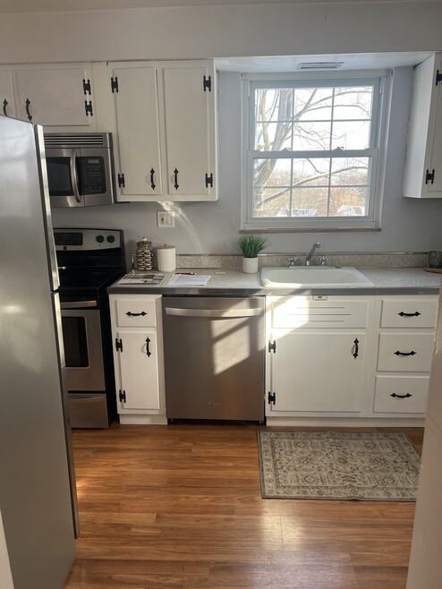 736 Scott Rd #NA - Photo 3 of 8