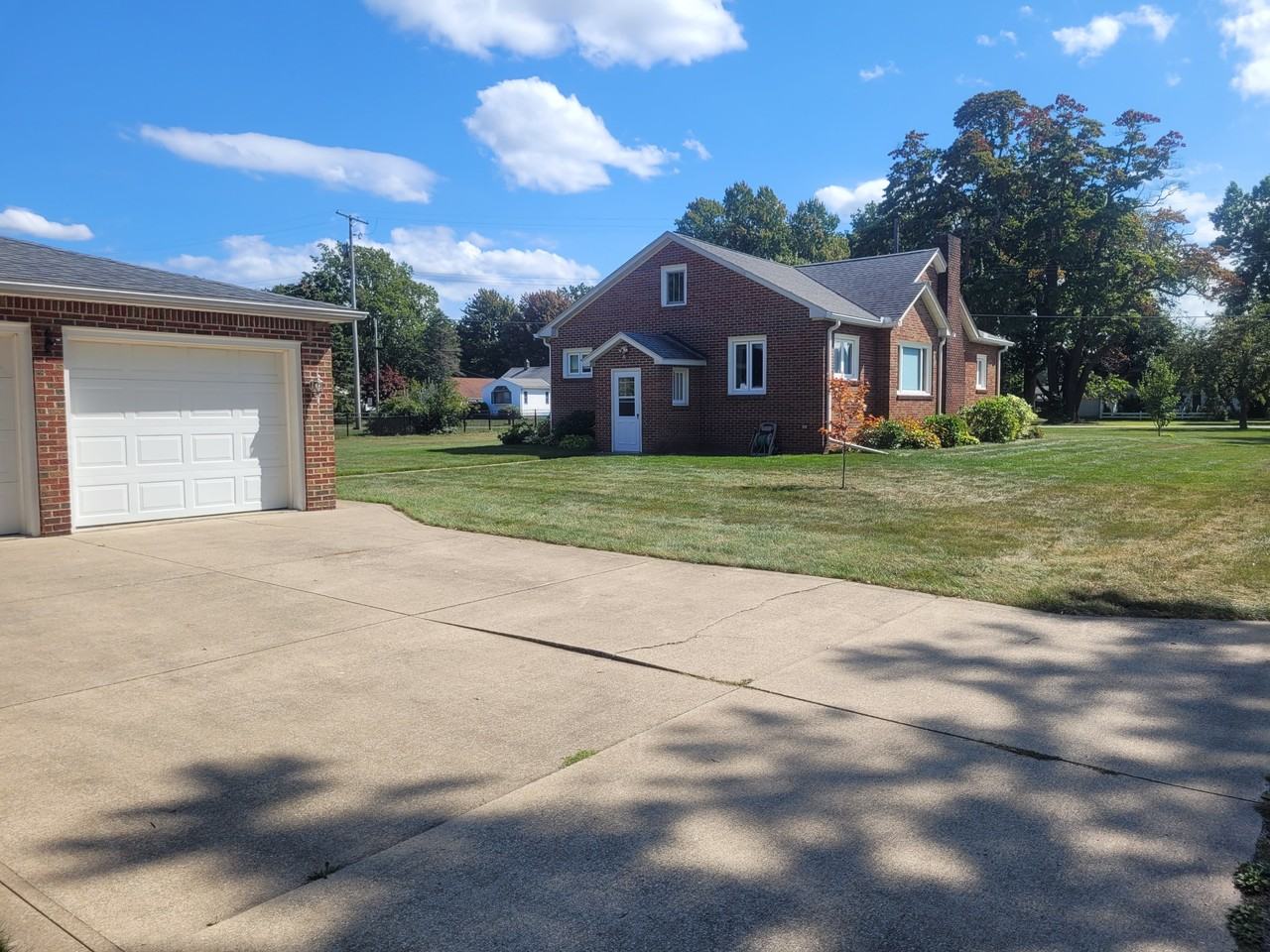 3927 Lake Rd W #NA - Photo 2 of 11