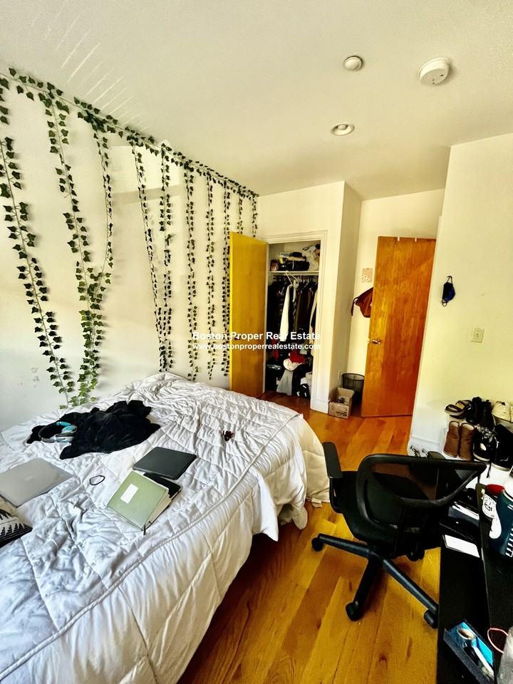 64 Louis Prang St #3J - Photo 3 of 10