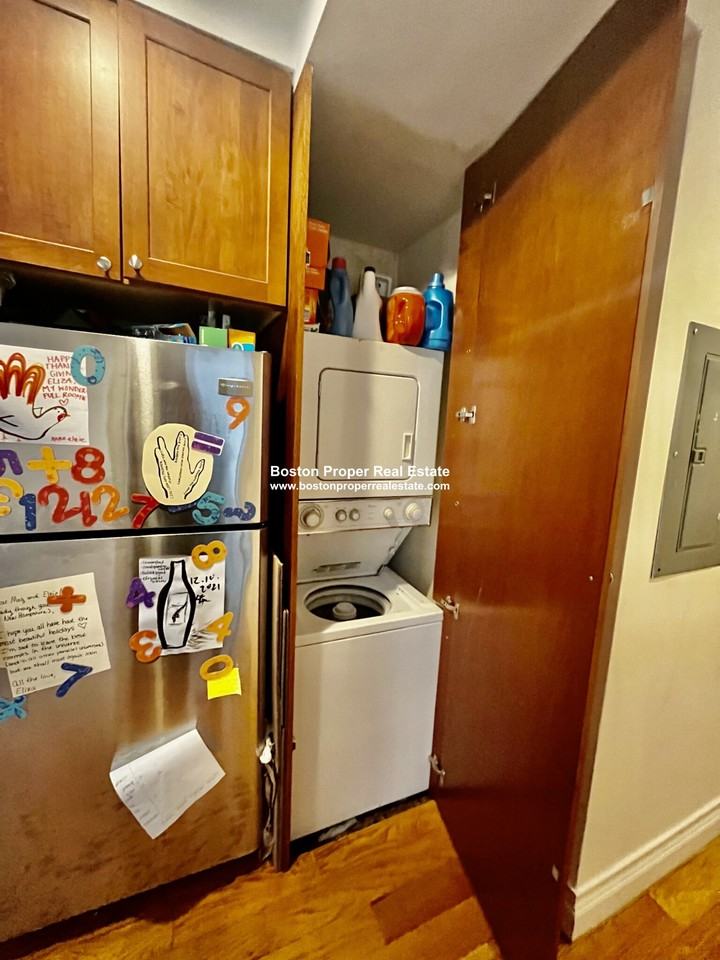 64 Louis Prang St #3J - Photo 4 of 10