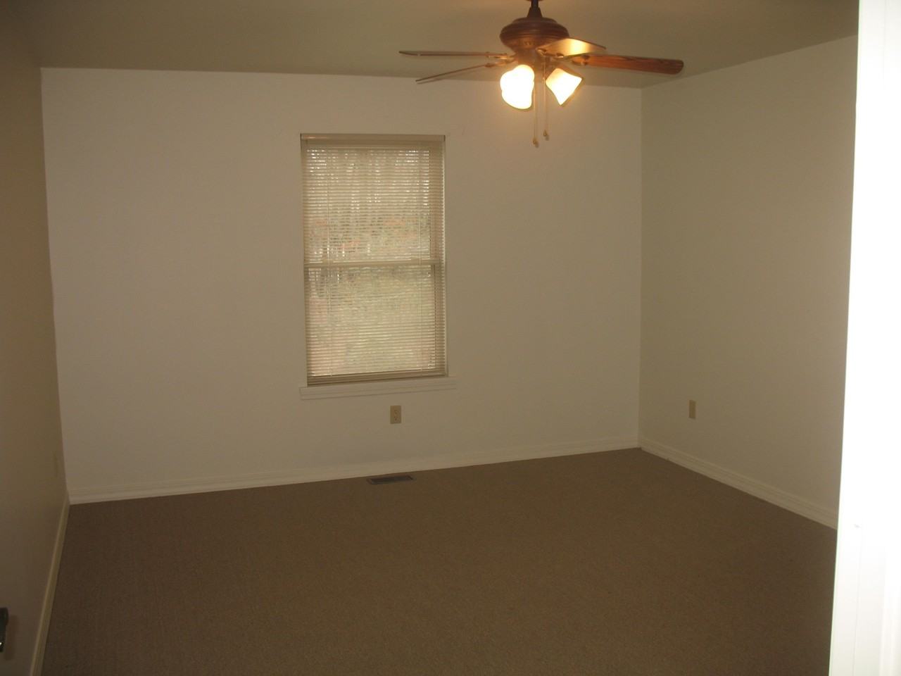 Chickasha Dr - Photo 5 of 10