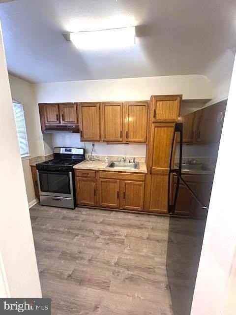 1330 Meridene Dr - Photo 7 of 15