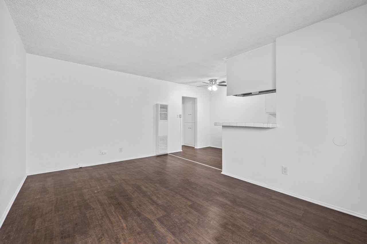 3247-3255 Santa Ana St. - Photo 6 of 17