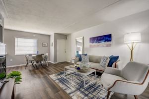 featured image of 4009 N Howard Ave