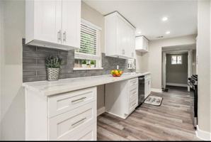 featured image of Oakcliff St