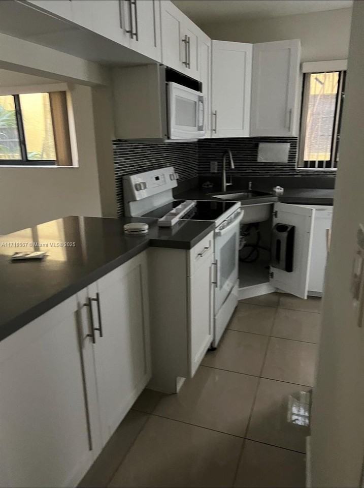 323 Menores Ave - Photo 2 of 7