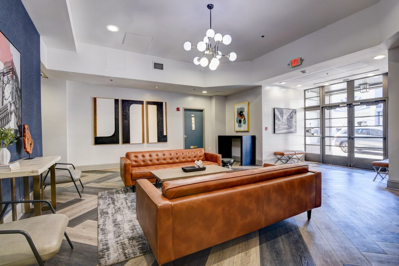 Sydnor Flats - Photo 5 of 32