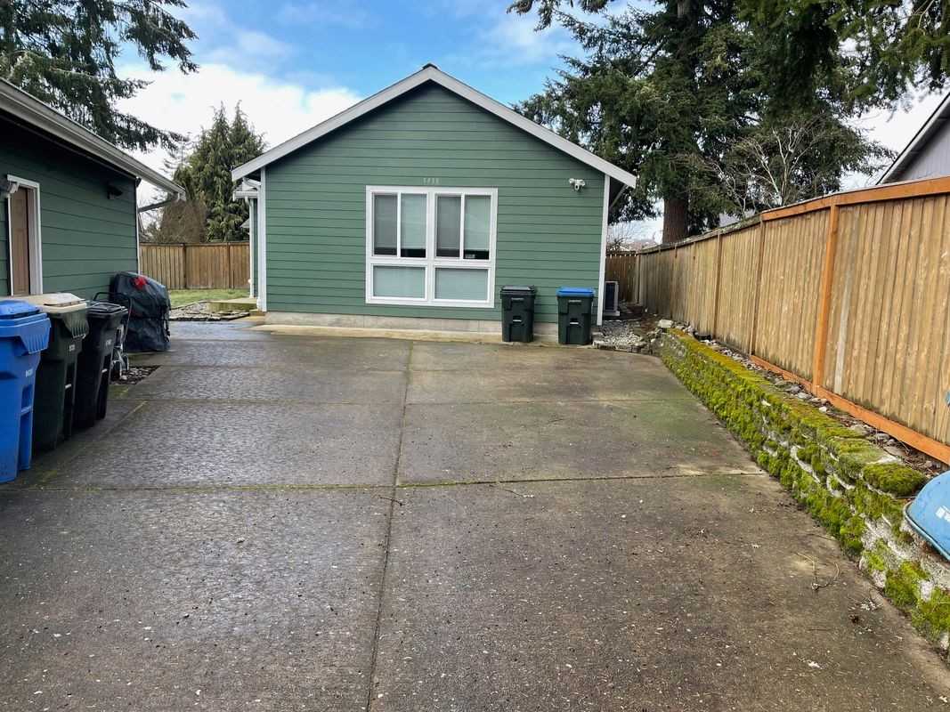 5938 Danials Loop Se - Photo 3 of 15