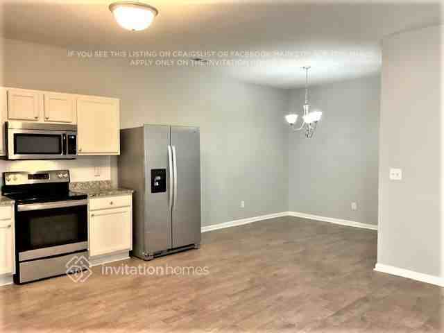 227 Bandelier Cir - Photo 4 of 17