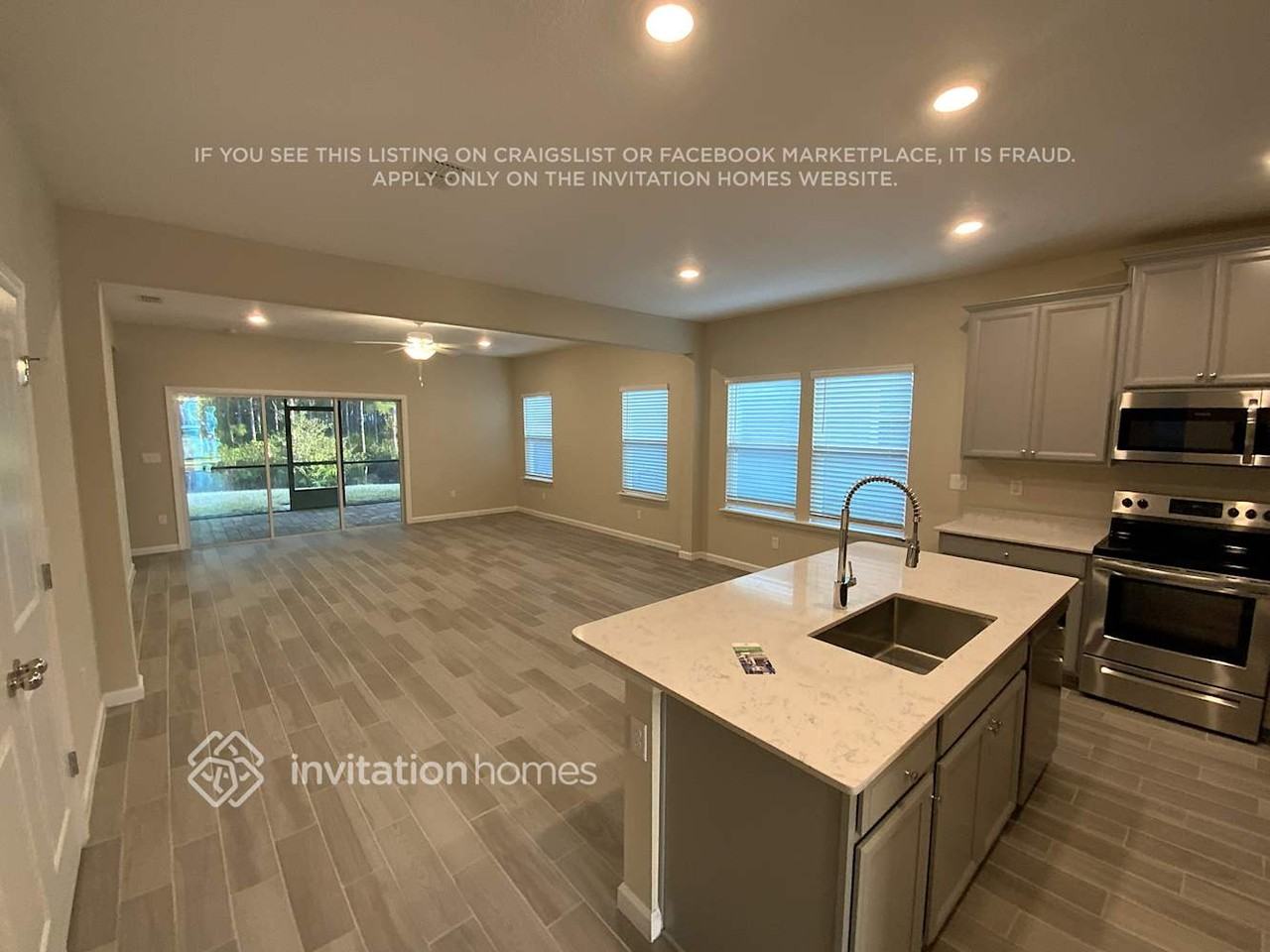 9896 Lemon Grass Ln - Photo 3 of 12