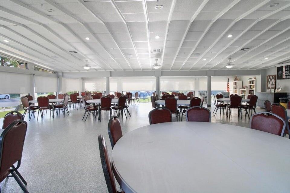 407 Pine Glen B1 Lane B-1 - Photo 2 of 7