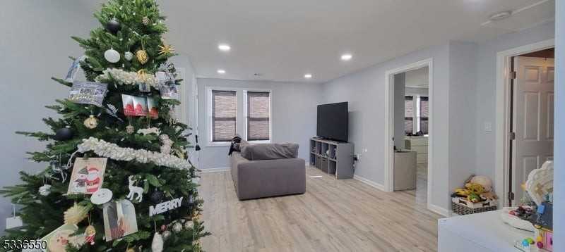 026 Bellair Ave - Photo 3 of 13