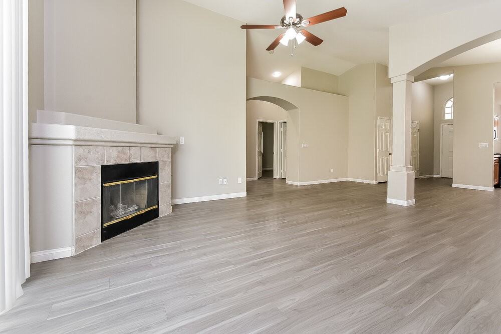 7945 Quail Mountain Ln - Photo 3 of 16