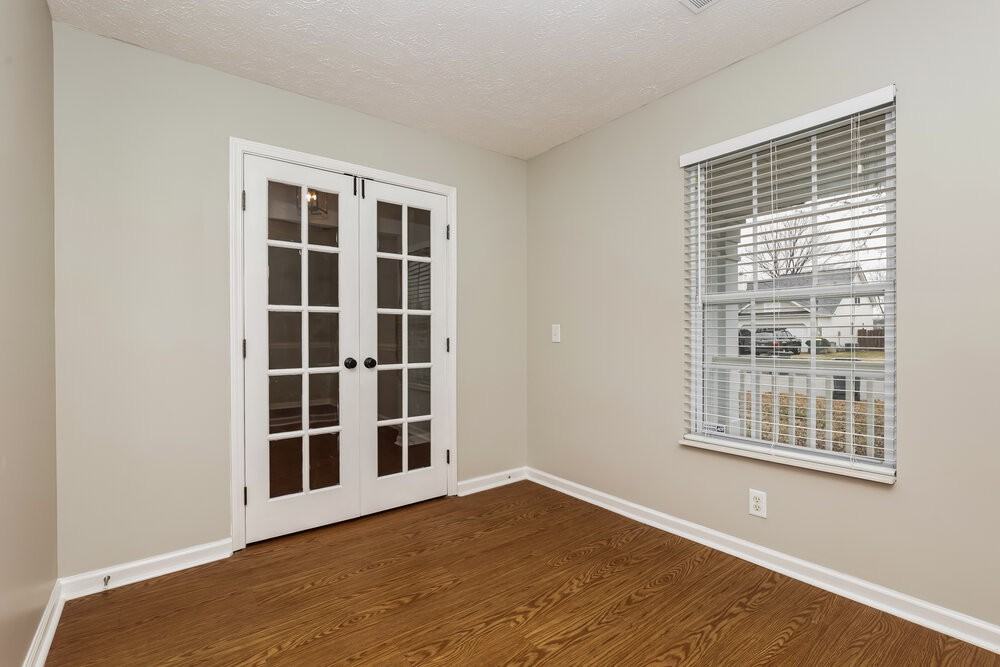 2136 Blake Dr - Photo 6 of 17