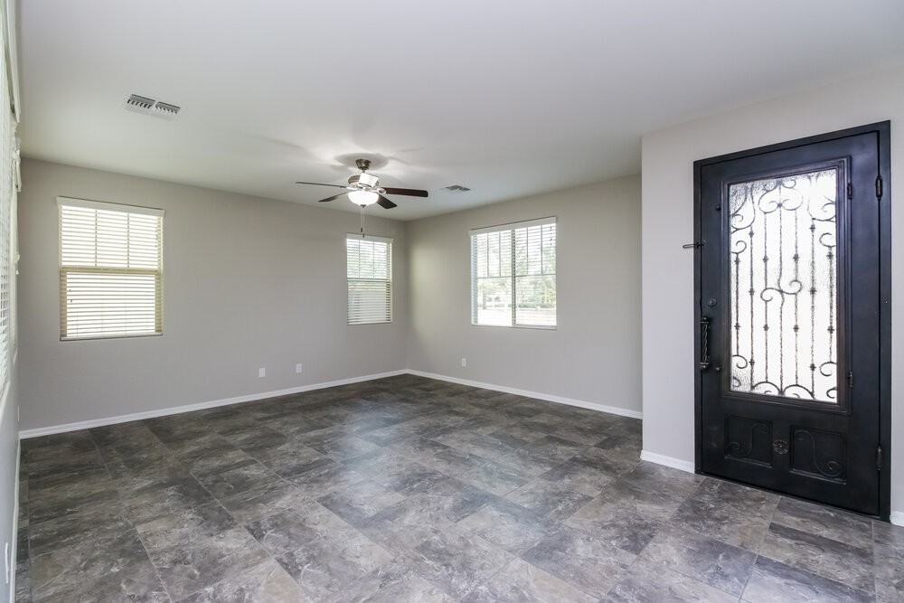 1035 S Agnes Ln - Photo 4 of 17