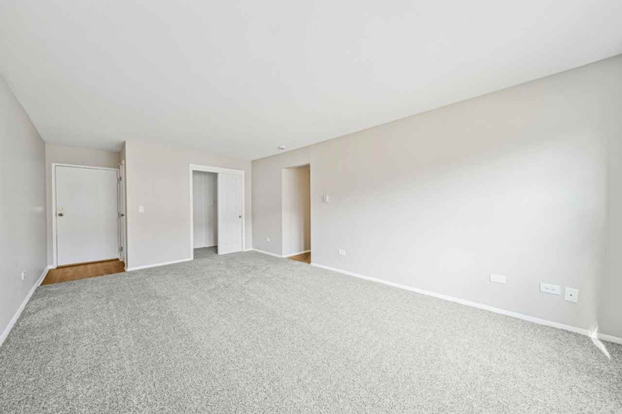 Eden Prairie Apartments - Photo 6 of 50