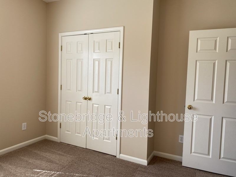 1104 Lighthouse Dr #B1 - Photo 5 of 13