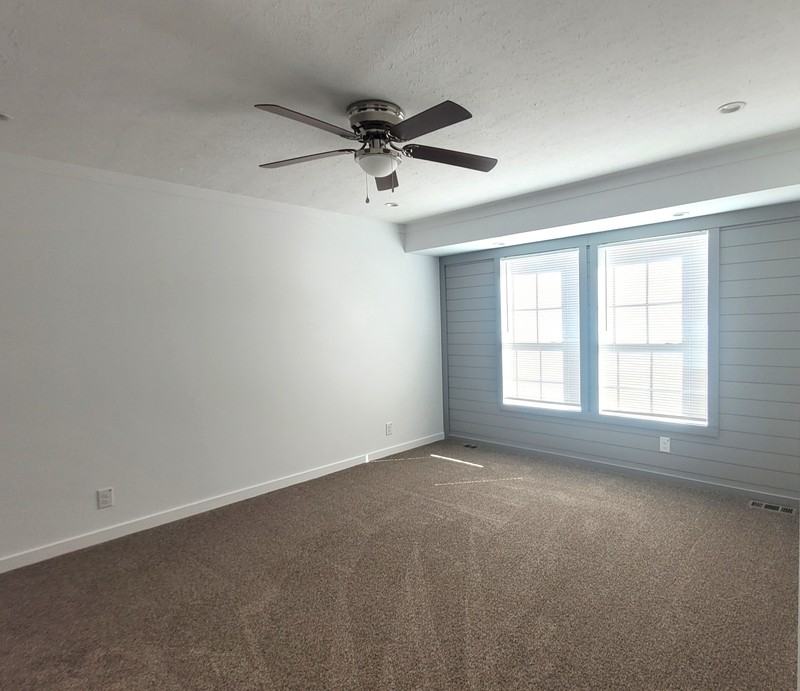 6143 Lee Hwy - Photo 2 of 11