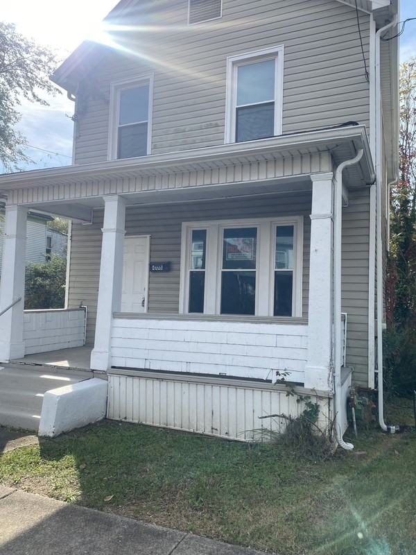 408 Gilmer Ave Nw - Photo 2 of 11