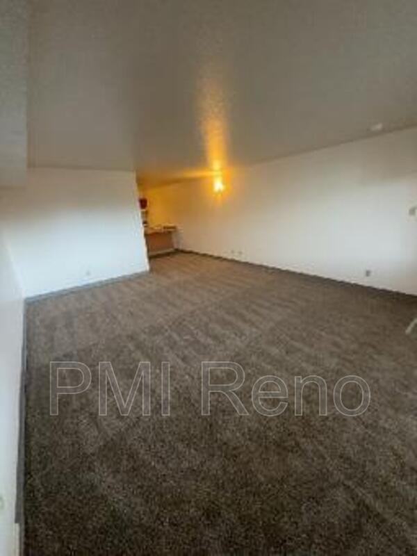 160 Park St #306 - Photo 4 of 23