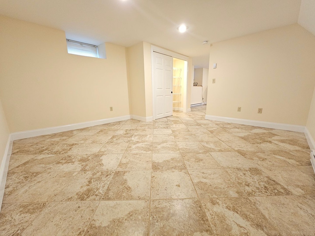 84 Marble Ave - Photo 7 of 11