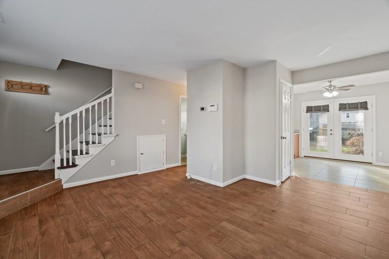 931 Brigantine Ct - Photo 5 of 30