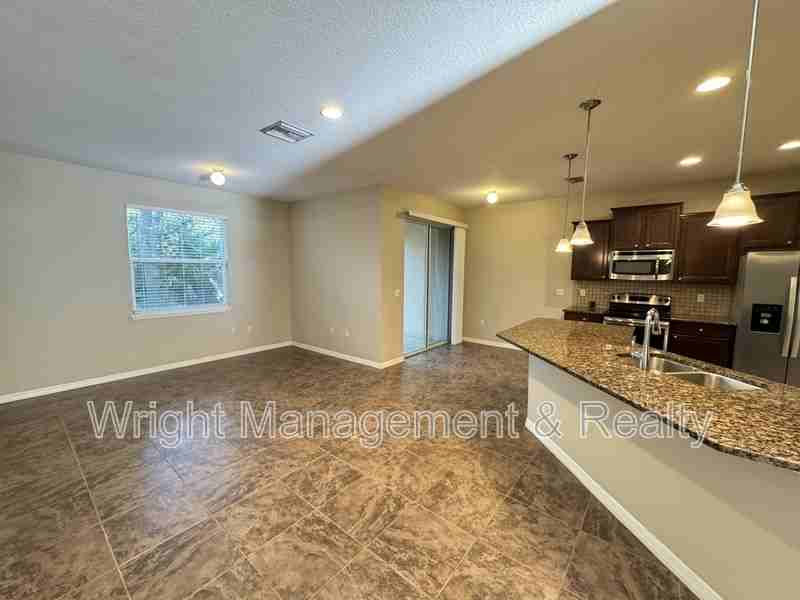 26911 Juniper Bay Dr #1 - Photo 4 of 30