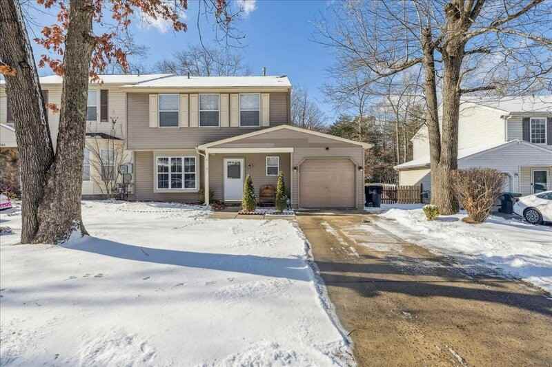 163 Baker Ave - Photo 2 of 44